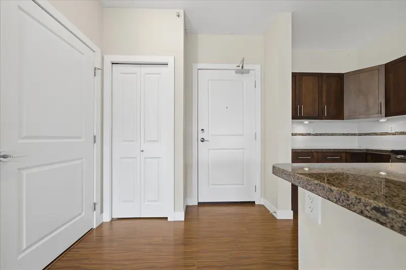 411 33898 PINE STREET - photo 2 of 25