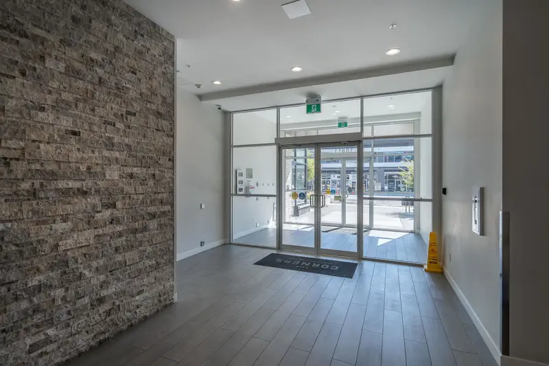 414 18811 72 AVENUE - photo 4 of 25