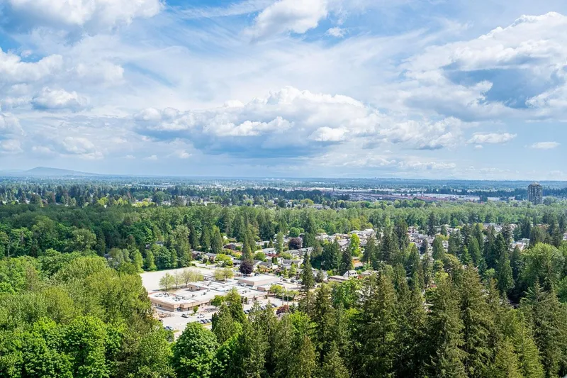 2801 3102 WINDSOR GATE - photo 2 of 25