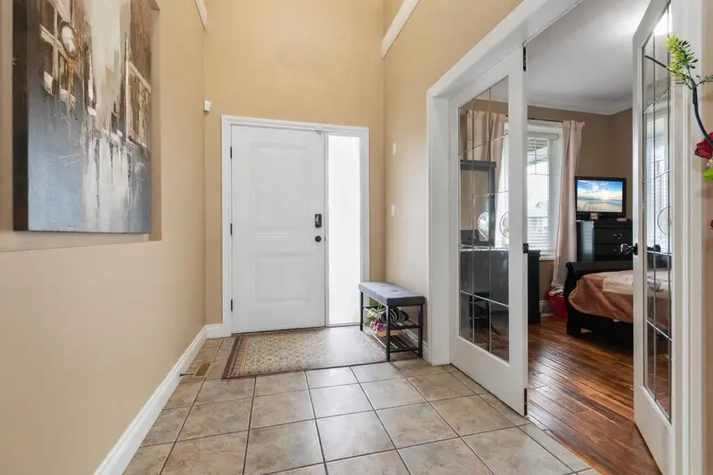 6556 LAVENDER PLACE - photo 4 of 25