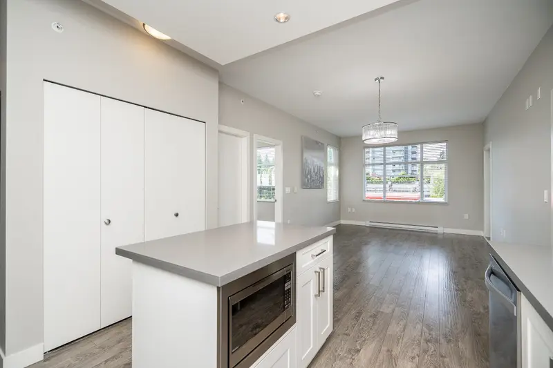 2410 963 CHARLAND AVENUE - photo 2 of 25