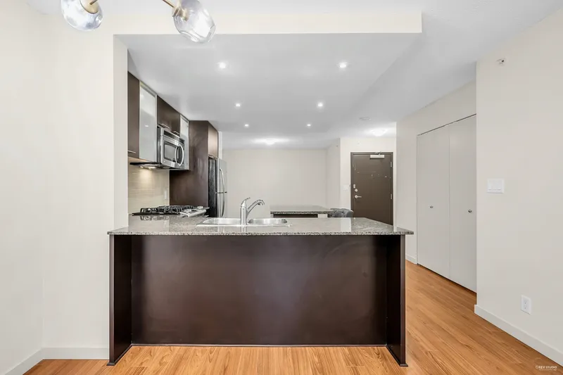 609 3111 CORVETTE WAY - photo 4 of 25