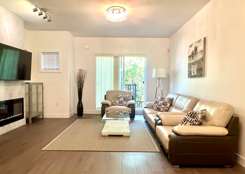 105 9080 NO. 3 ROAD - photo 2 of 15