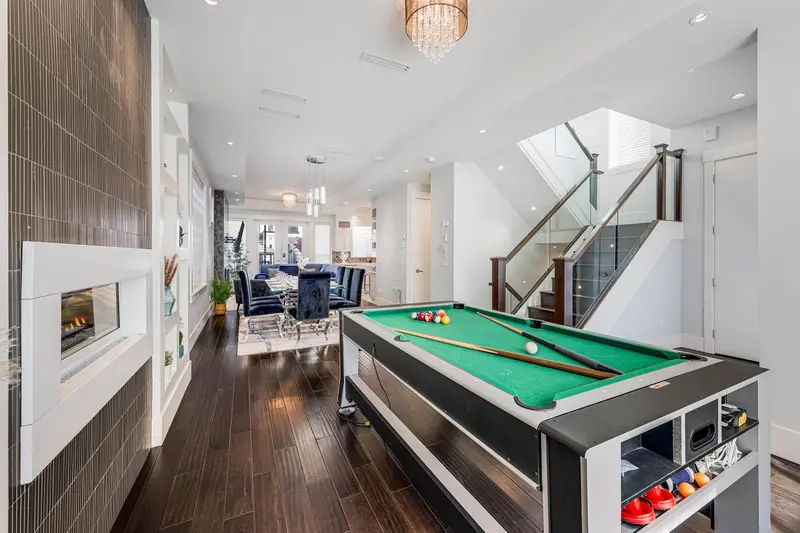 7380 ONTARIO STREET - photo 4 of 25