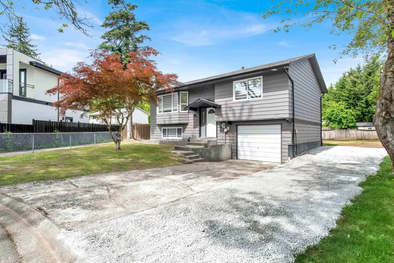 9088 146A STREET - photo 3 of 25