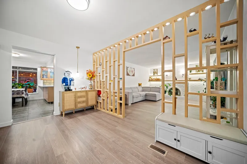 7831 MALAHAT AVENUE - photo 2 of 25