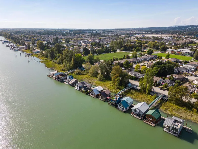 4 800 SOUTH DYKE ROAD - photo 3 of 25