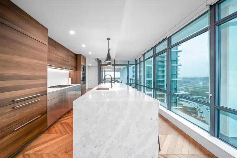 2802 2378 ALPHA AVENUE - photo 2 of 25