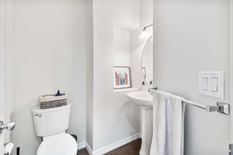 25 6588 188 STREET - photo 4 of 19