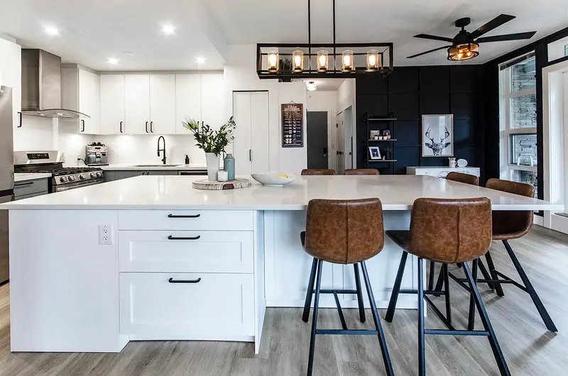 102 3602 ALDERCREST DRIVE - photo 2 of 25