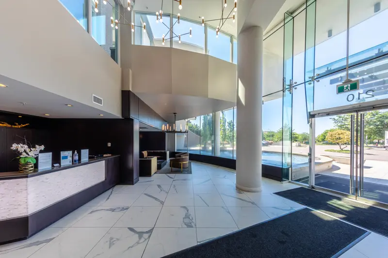 908 210 SALTER STREET - photo 3 of 25