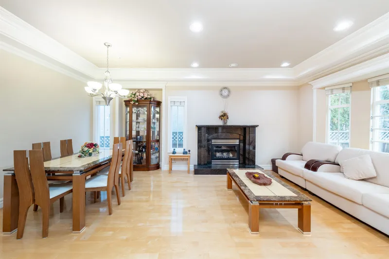 260 W 63RD AVENUE - photo 4 of 25