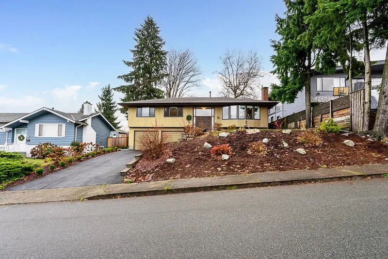 9150 WILBERFORCE STREET - photo 2 of 25