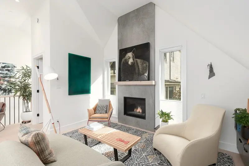 3861 WILLOW STREET - photo 2 of 25