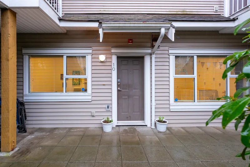 10 730 FARROW STREET - photo 3 of 25