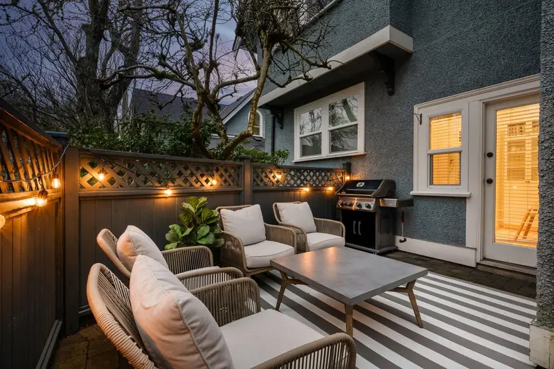 195 W 13TH AVENUE - photo 3 of 25