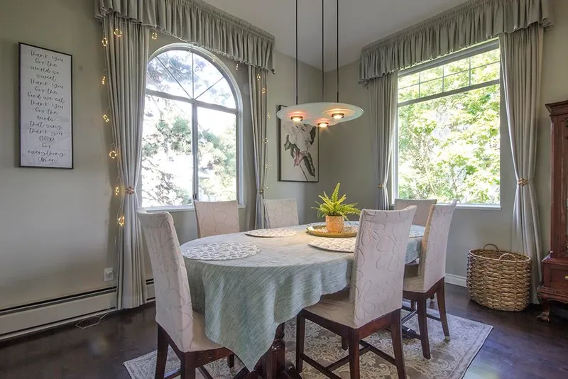 202 7680 MINORU BOULEVARD - photo 4 of 25