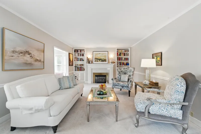 3506 W 42ND AVENUE - photo 2 of 25