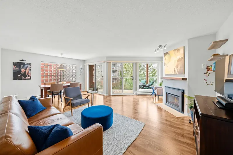 307 1240 QUAYSIDE DRIVE - photo 1 of 25