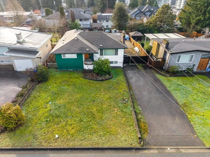 518 APPIAN WAY - photo 2 of 10