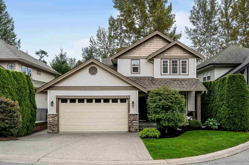 9 45957 SHERWOOD DRIVE - photo 1 of 25