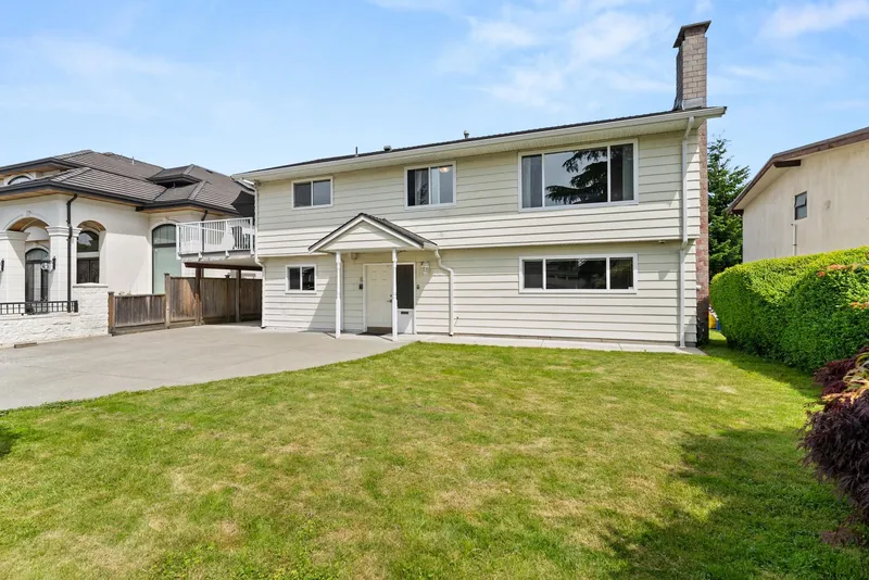 10580 ROSEBROOK ROAD - photo 2 of 25