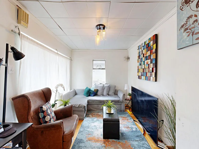 1504 160 STREET - photo 4 of 15