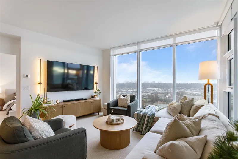 3208 680 QUAYSIDE DRIVE - photo 2 of 25