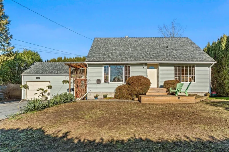 32485 MCRAE AVENUE - photo 3 of 25