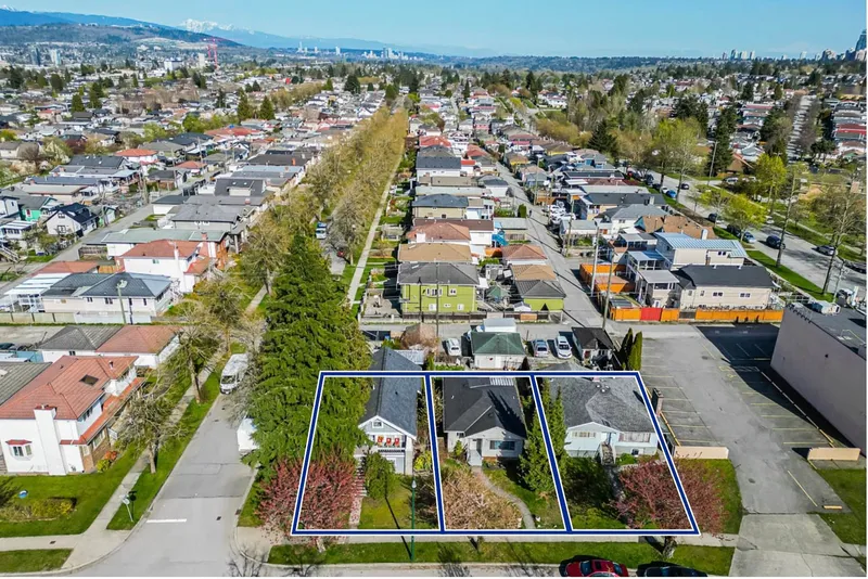 4404 RUPERT STREET - photo 2 of 4