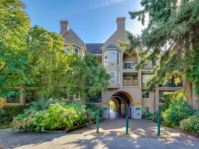 409 5518 14 AVENUE - photo 1 of 24