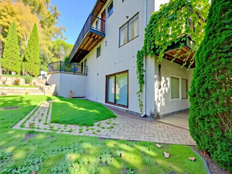 1609 BEWICKE AVENUE - photo 2 of 22