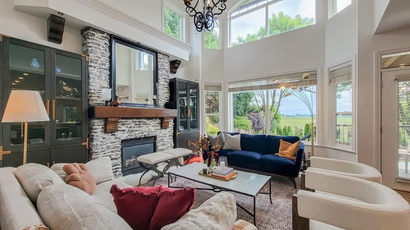 3762 159A STREET - photo 3 of 25