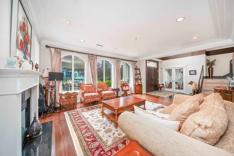 2407 W 18TH AVENUE - photo 3 of 25