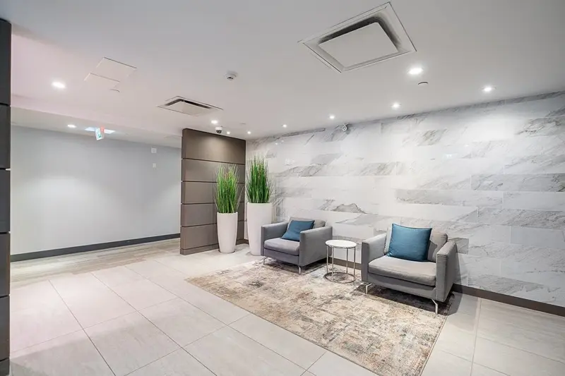 108 489 W 26TH AVENUE - photo 3 of 25