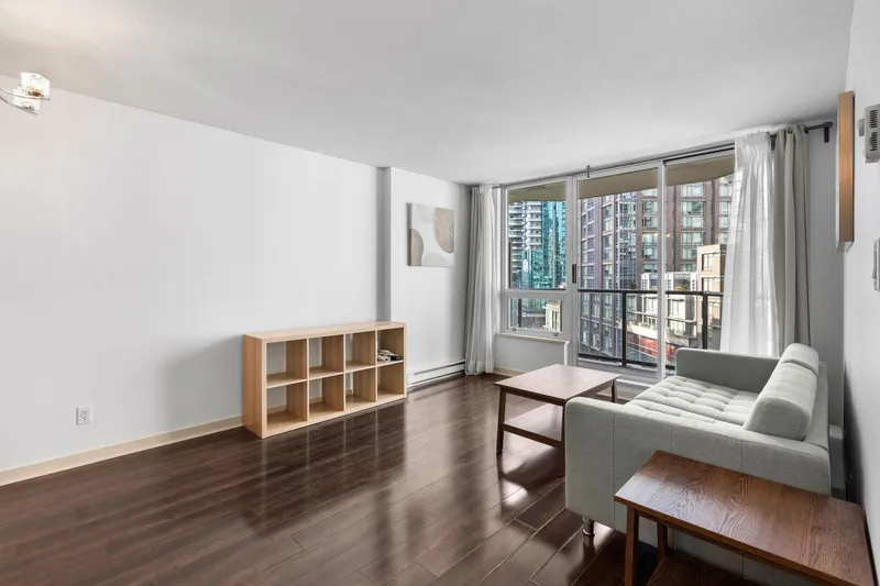 706 1212 HOWE STREET - photo 2 of 25