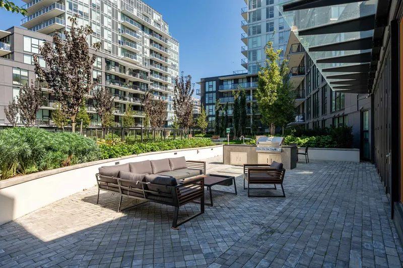 510 6655 BUSWELL STREET - photo 4 of 14