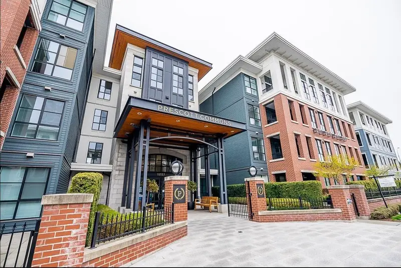 401 15137 33 AVENUE - photo 1 of 25