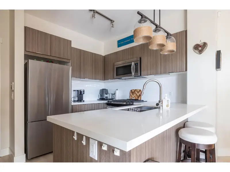 114 3323 151 STREET - photo 3 of 25