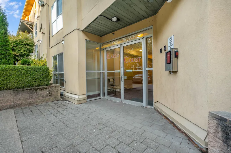 313 13780 76 AVENUE - photo 1 of 24