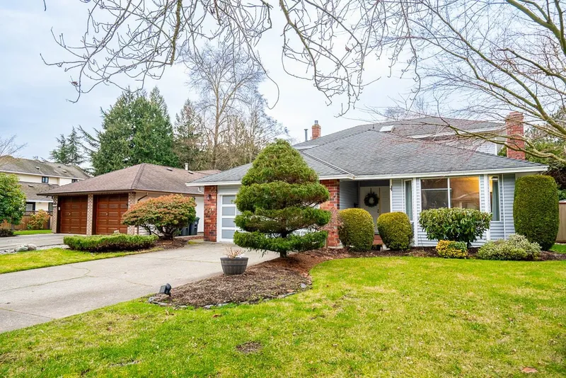 1285 163 A STREET - photo 2 of 25