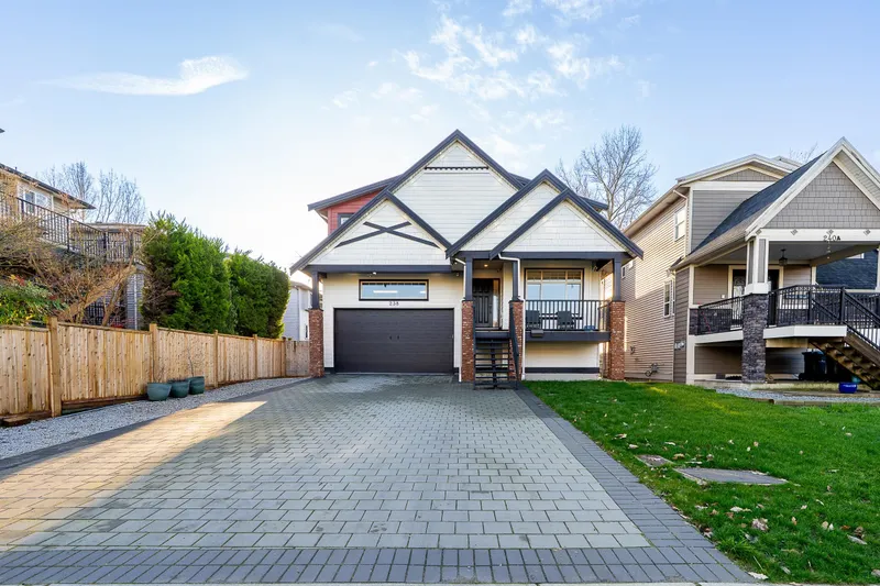 238 PHILLIPS STREET - photo 1 of 20