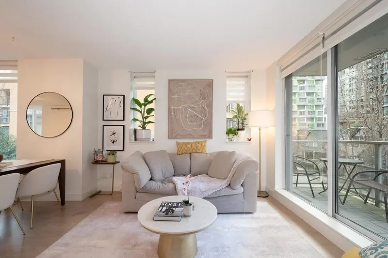 406 1133 HOMER STREET - photo 1 of 25