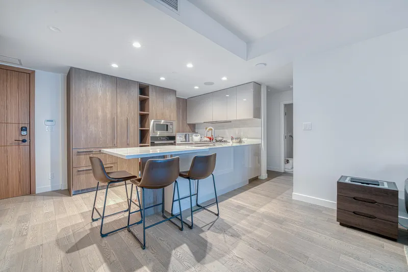 912 6833 PEARSON WAY - photo 4 of 25