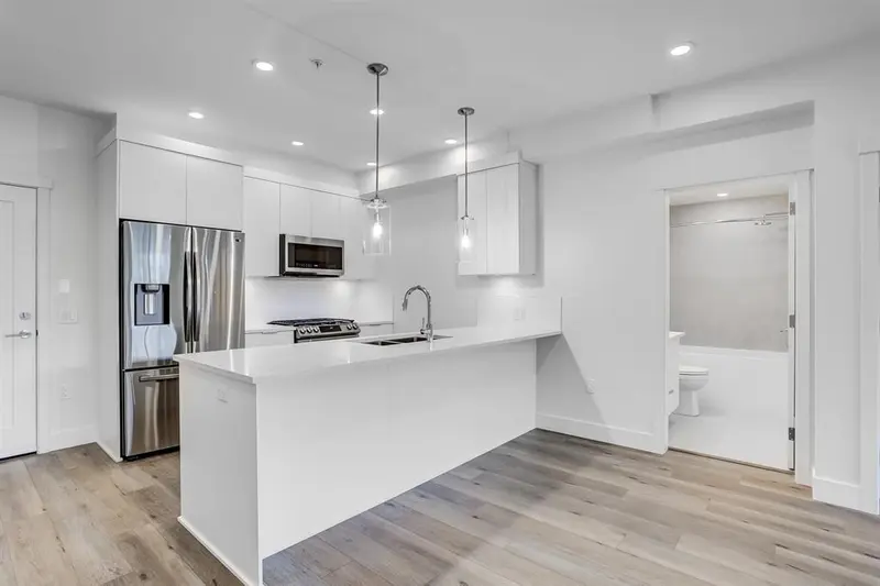 311 11865 227 STREET - photo 3 of 25