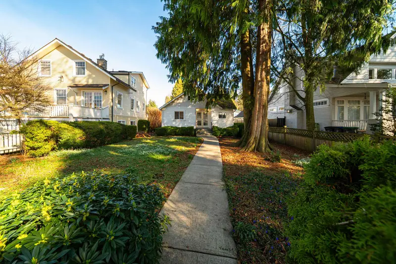 2680 MCBRIDE AVENUE - photo 3 of 25