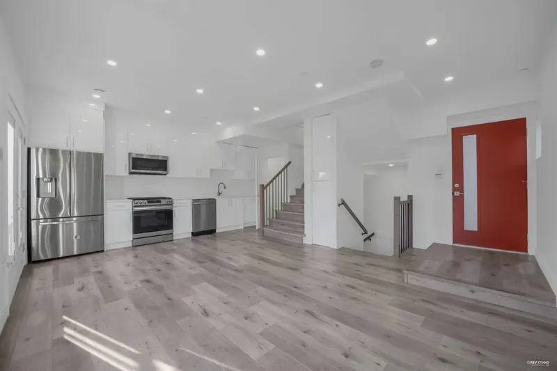 5140 SLOCAN STREET - photo 4 of 25