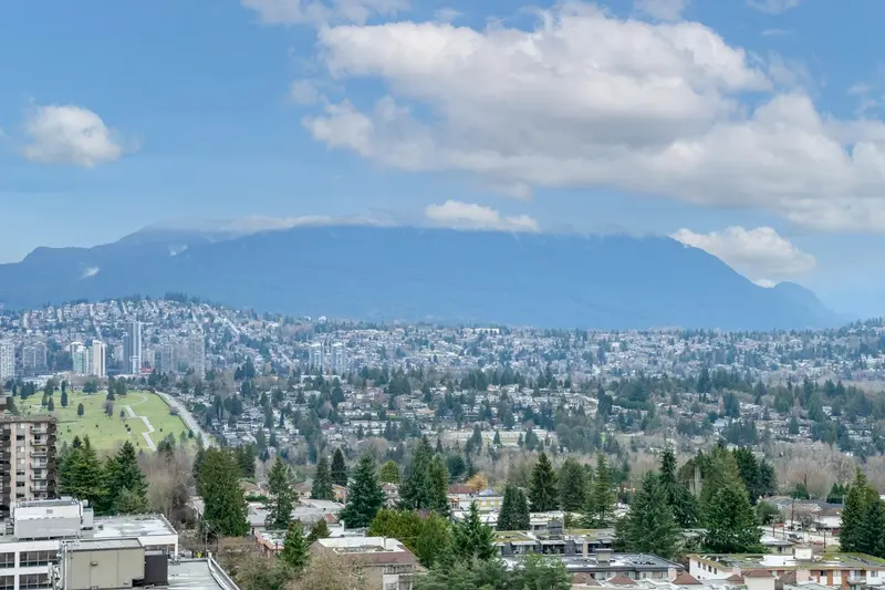 2007 6638 DUNBLANE AVENUE - photo 3 of 25