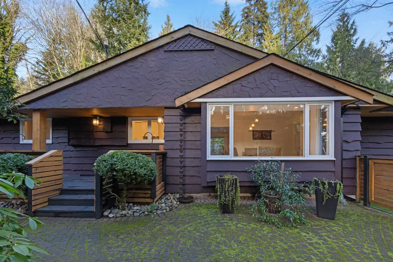 4411 STONE CRESCENT - photo 2 of 25