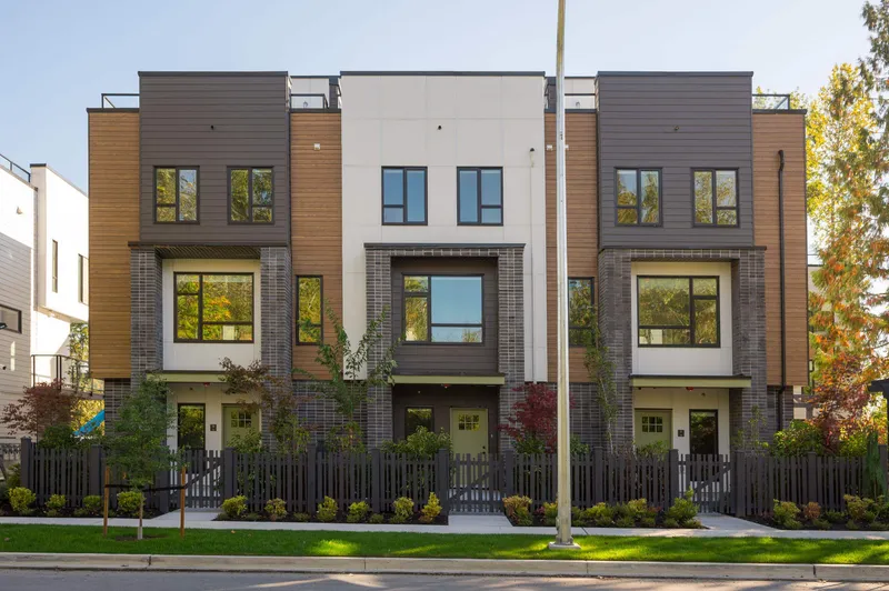 6 7946 204 STREET - photo 1 of 25